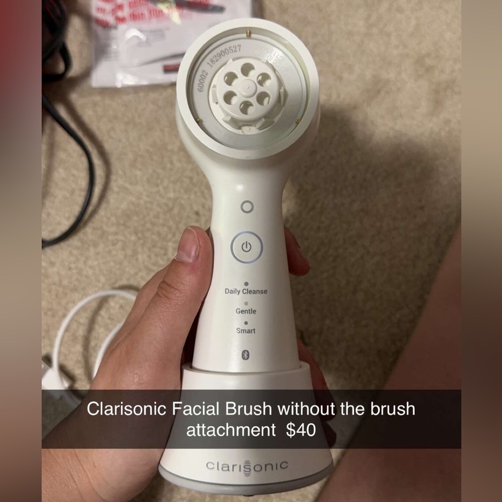 Clarisonic facial cleansing brush